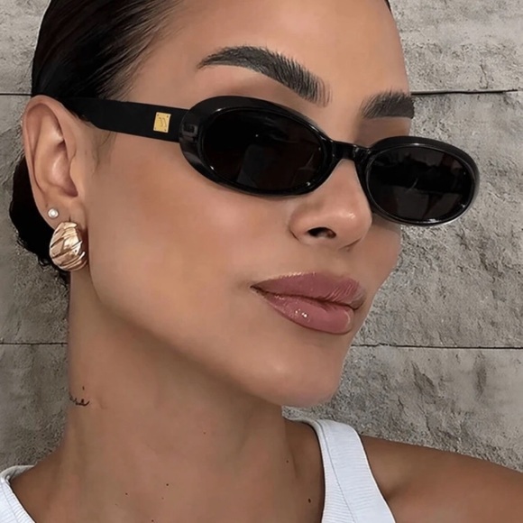 luxury Accessories - 1 Pair Polygonal Minimalist Metal Frame Sunglasses,